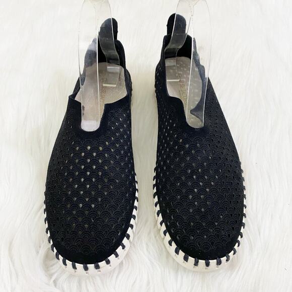 Ilse Jacobsen Black Suede Tulip Slip On Flats Laser Cut Pattern Women's Sz EU 38 - Picture 3 of 8